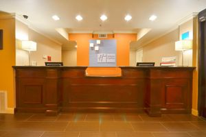Alojamiento - Holiday Inn Express Hotel & Suites Pine Bluff / Pines Mall by IHG