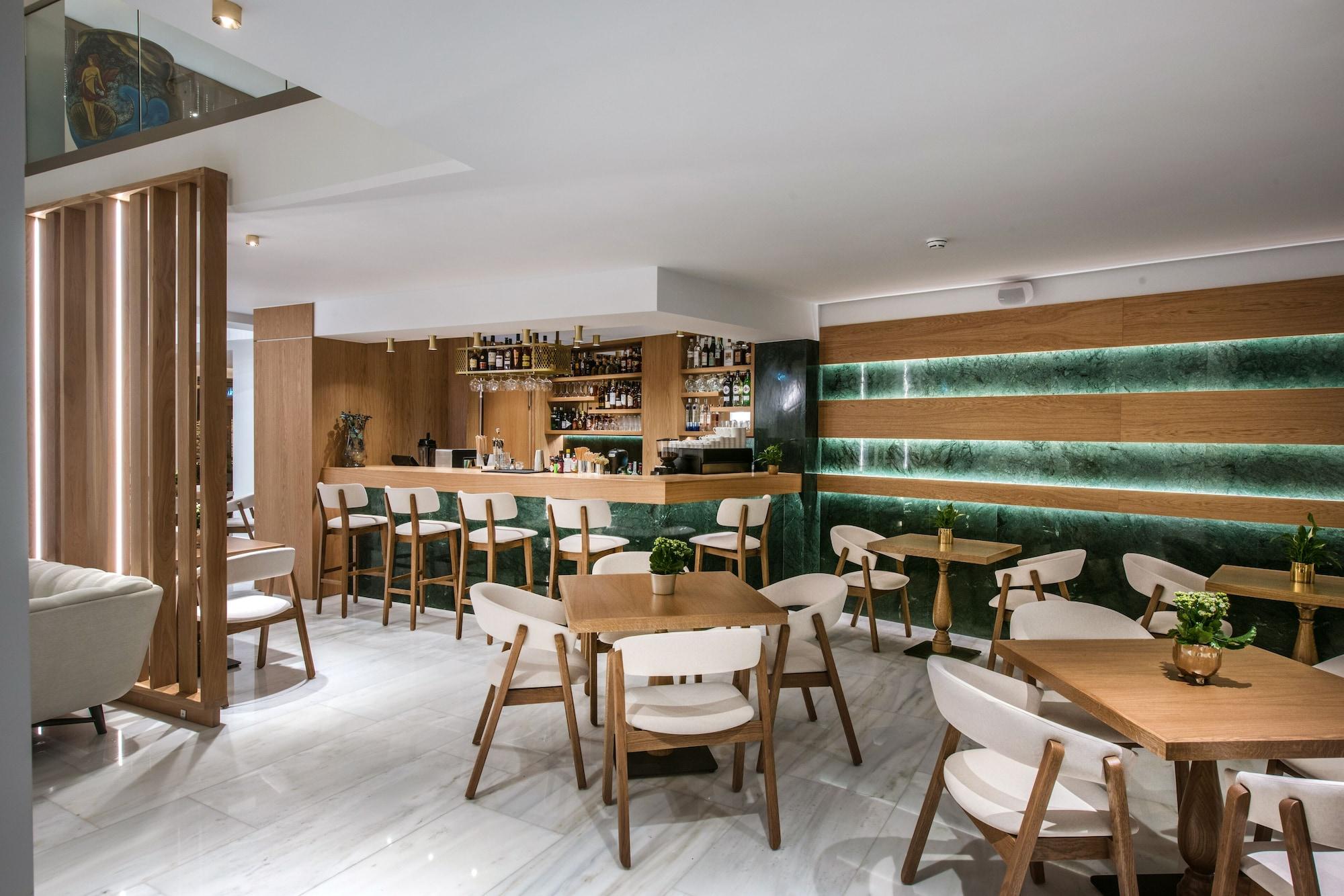Bar/Salón Dimargio Luxury Hotel & Spa