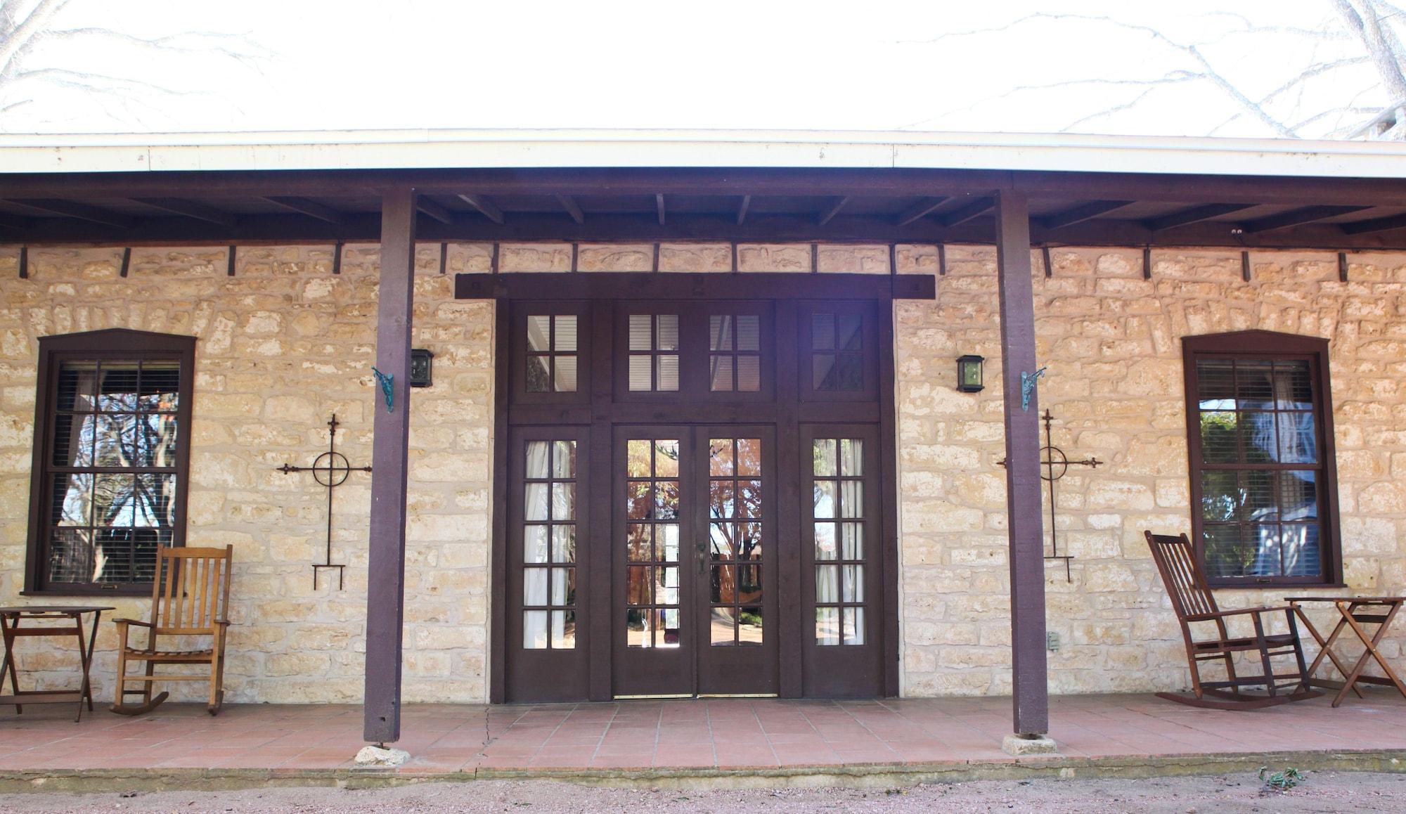 Vista Exterior Hoffman Haus