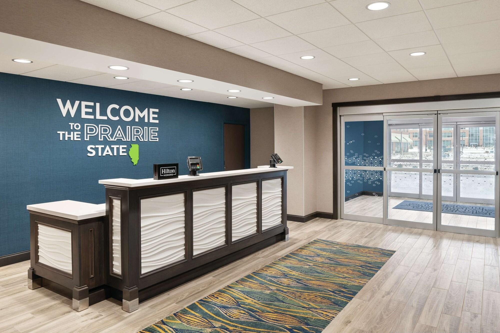 Vista Lobby Hampton Inn Champaign Southwest