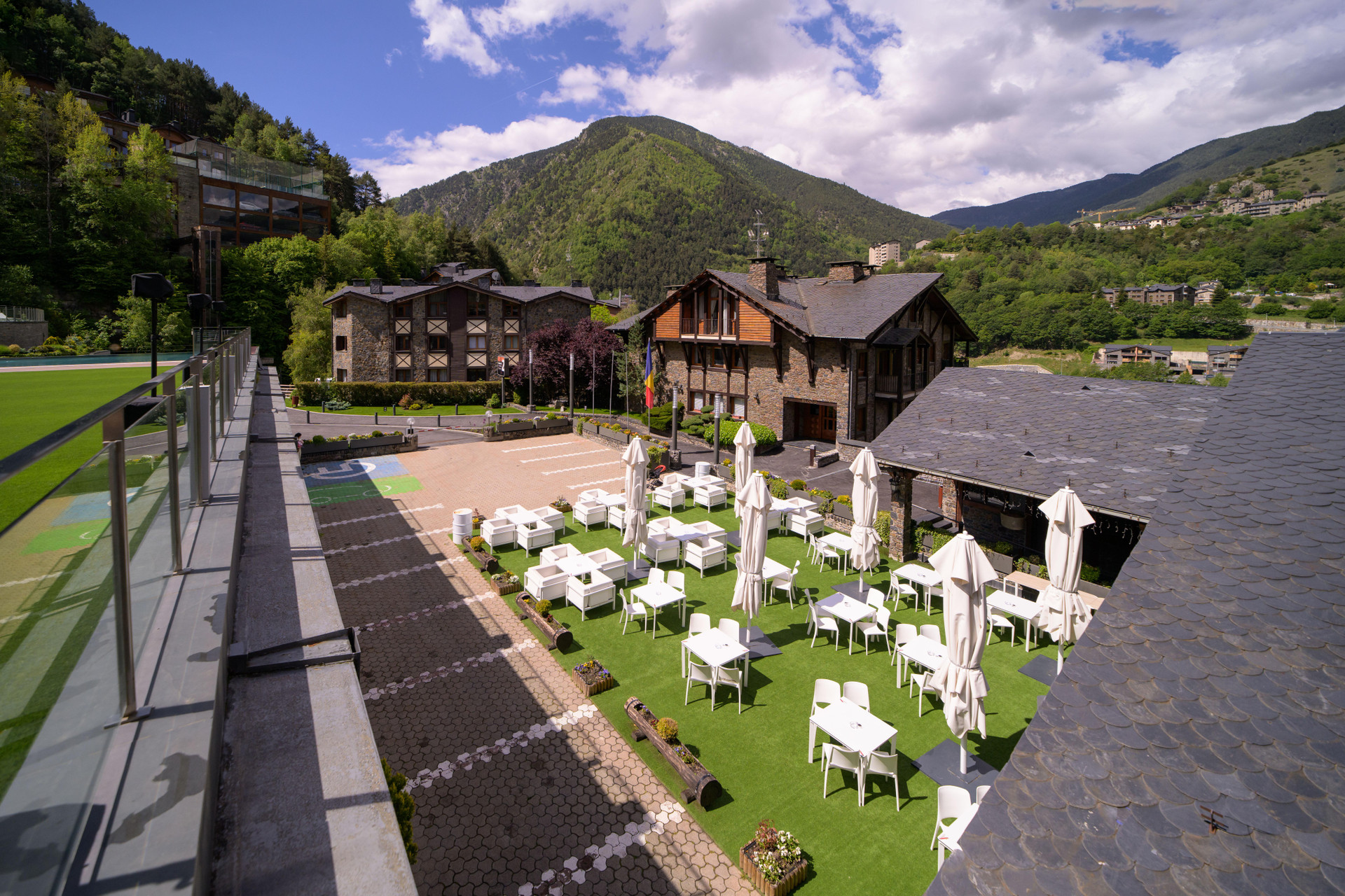 Varios AnyosPark Hotel