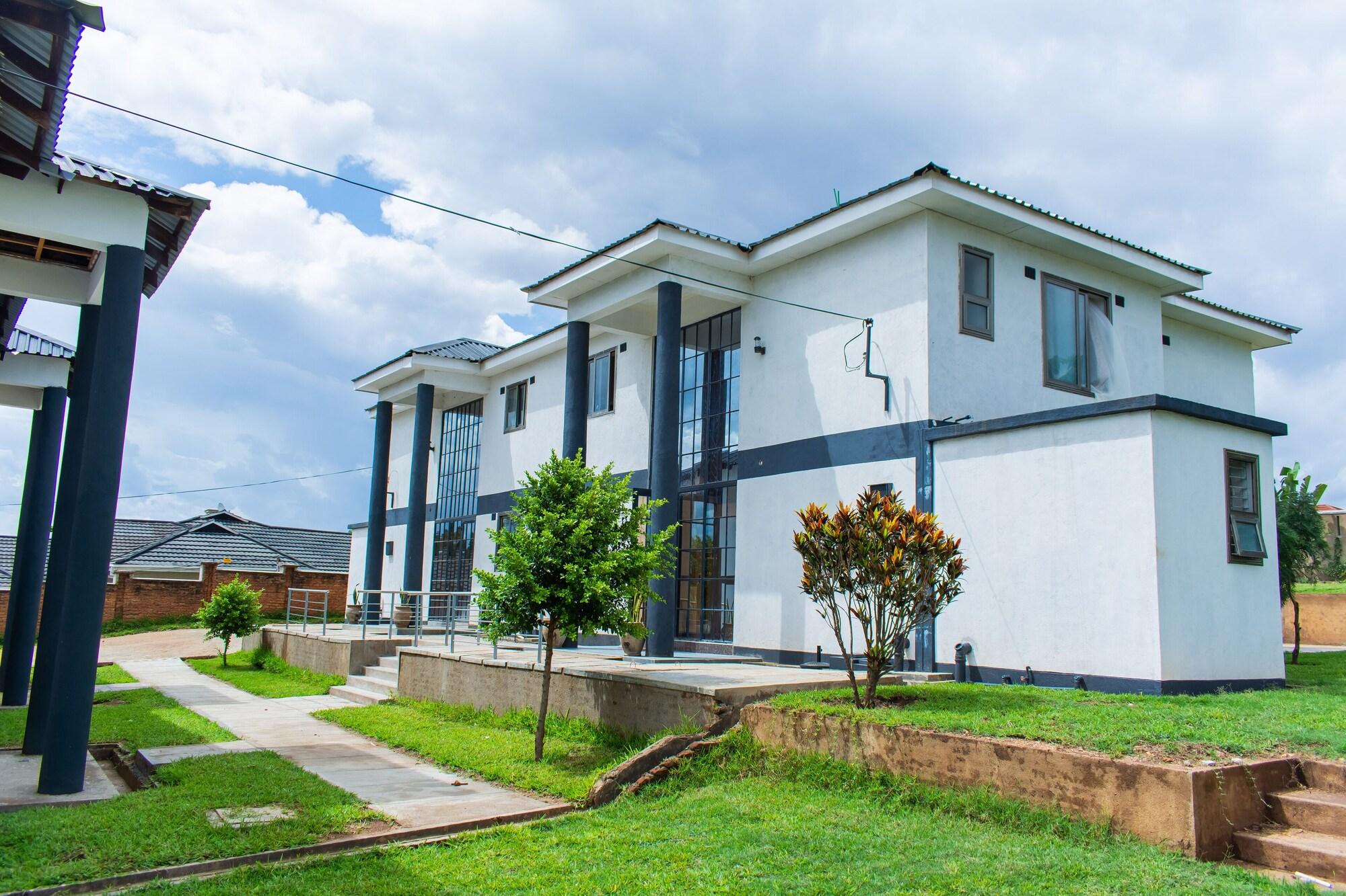 Vista Exterior Divine Heights Bed & B Area 43 Lilongwe