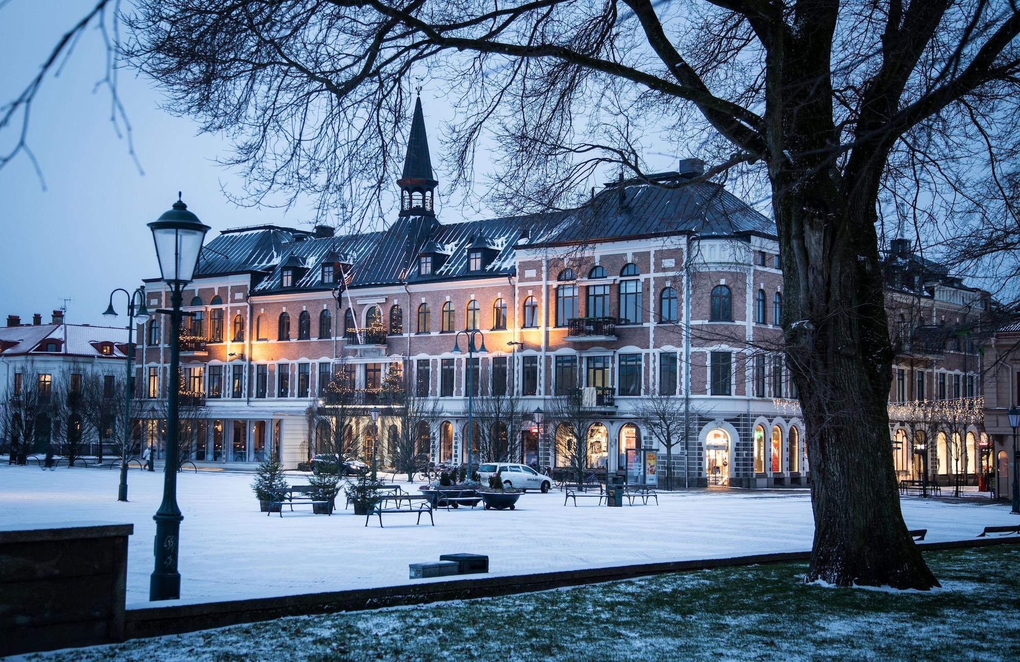 Vista Exterior Varbergs Stadshotell & Asia Spa