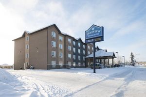 Alojamiento - Lakeview Inns & Suites - Fort Nelson