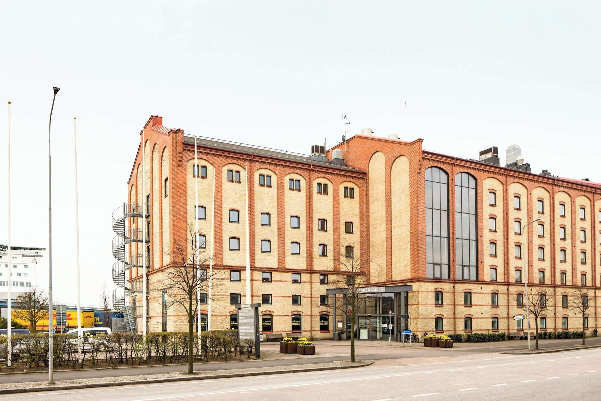 Vista Exterior Home Hotel Magasinet