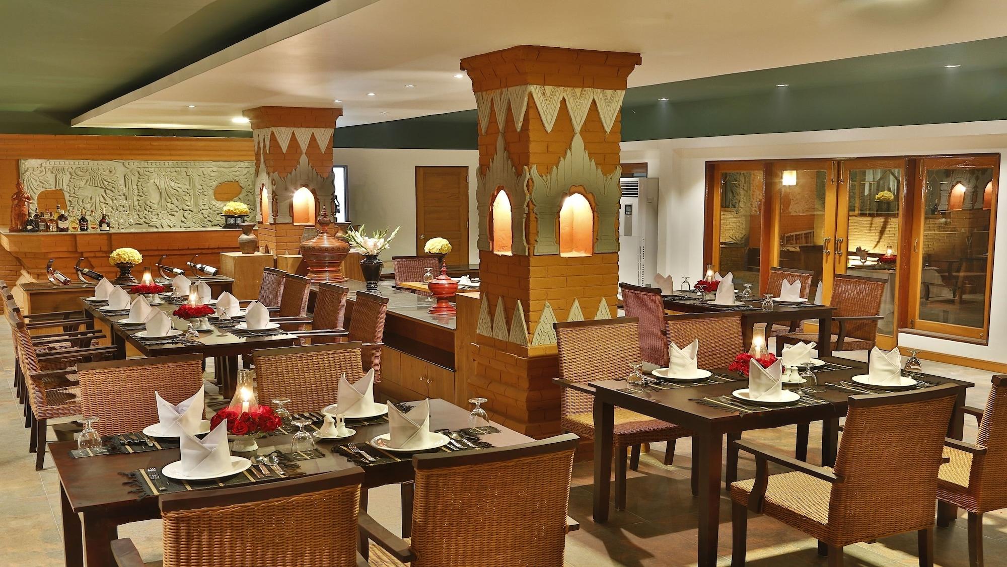 Restaurant Ananta Bagan Hotel