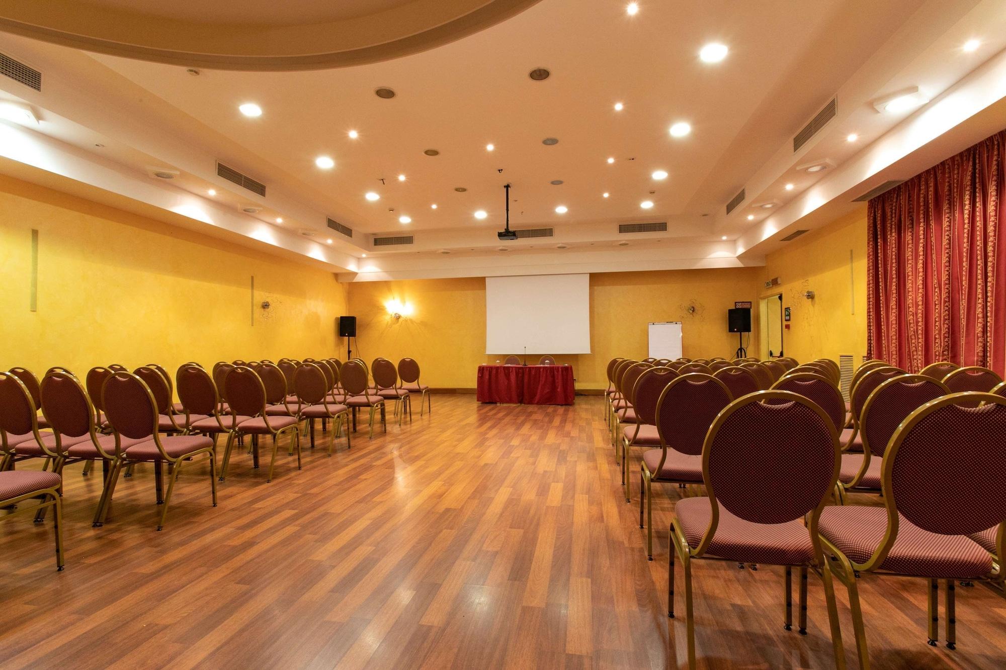 Sala de Reuniones Best Western Ai Cavalieri Hotel