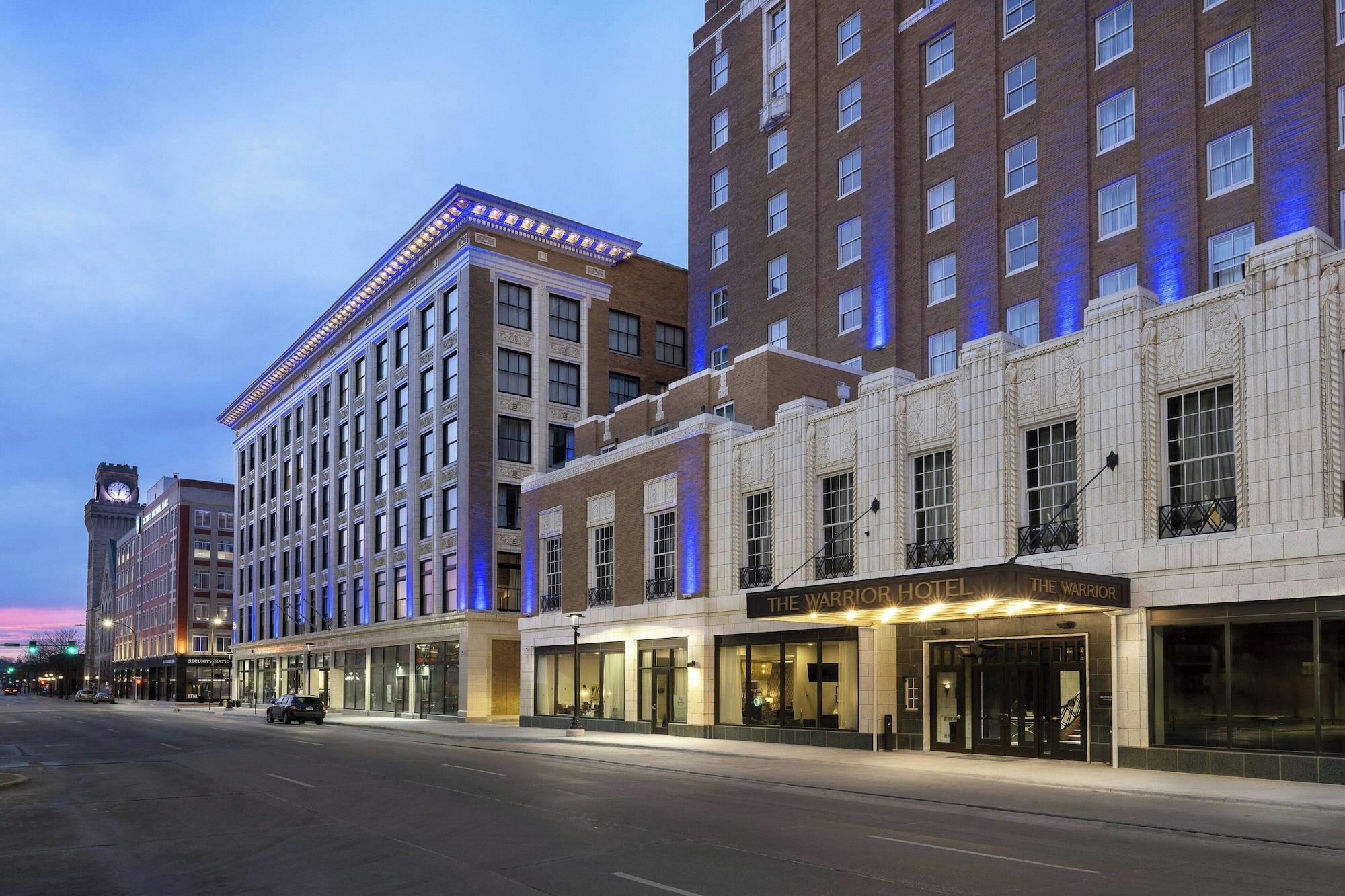 Varios The Warrior Hotel, Autograph Collection