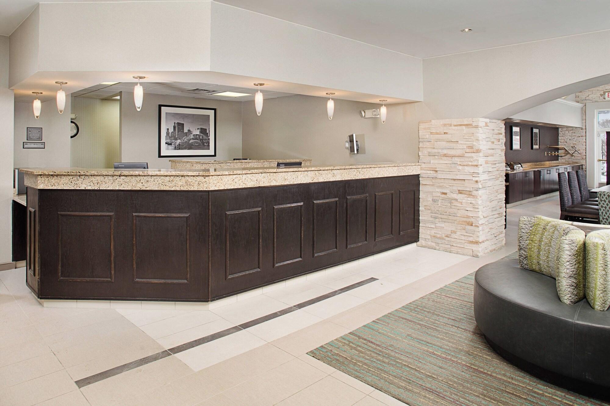 Vista Lobby Residence Inn Chicago O'Hare