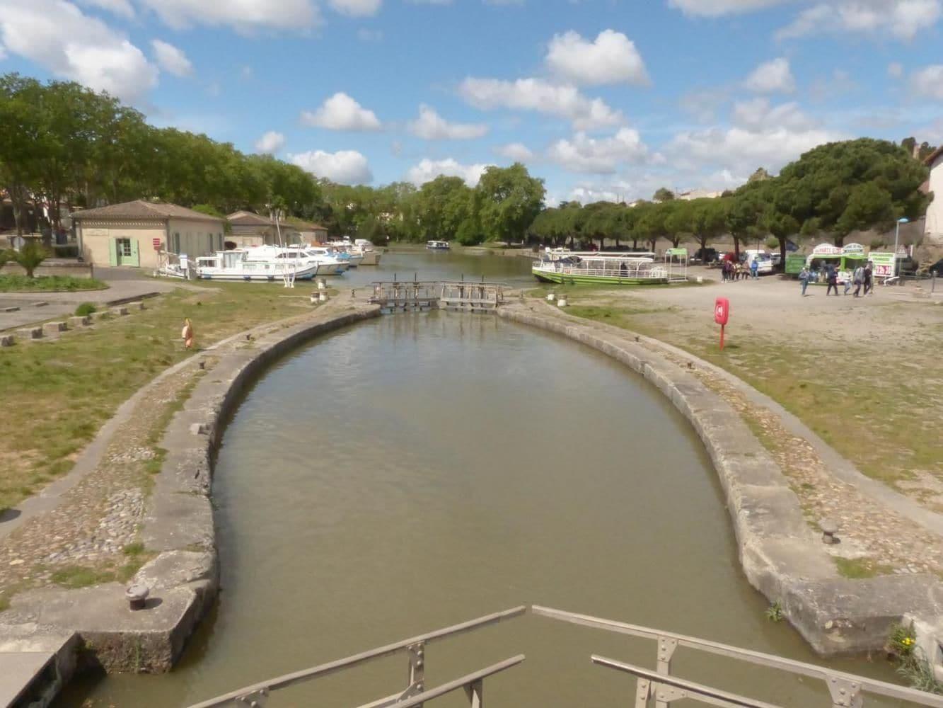 Vista Exterior Le Bristol Gites urbains