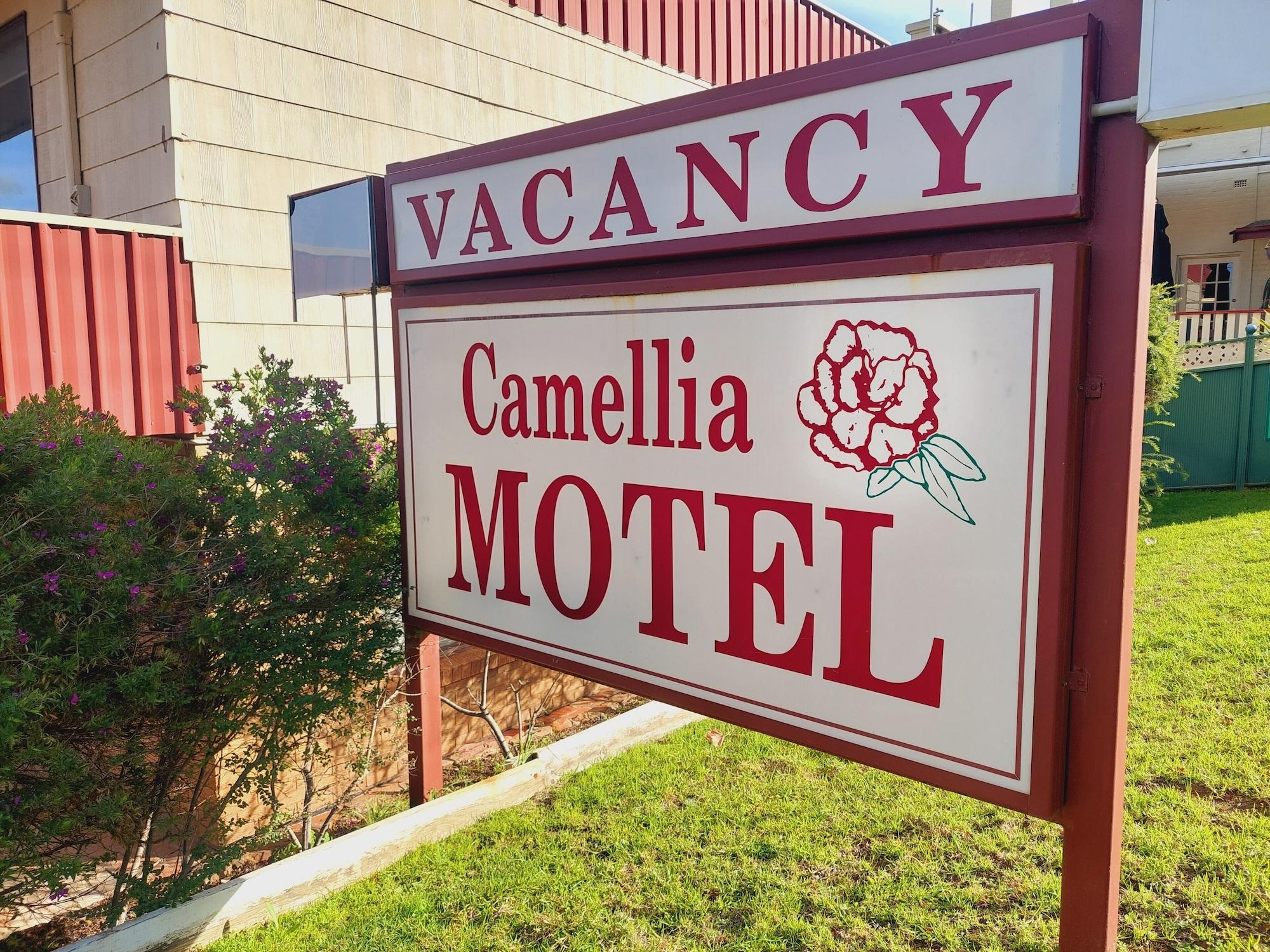 Varios Camellia Motel