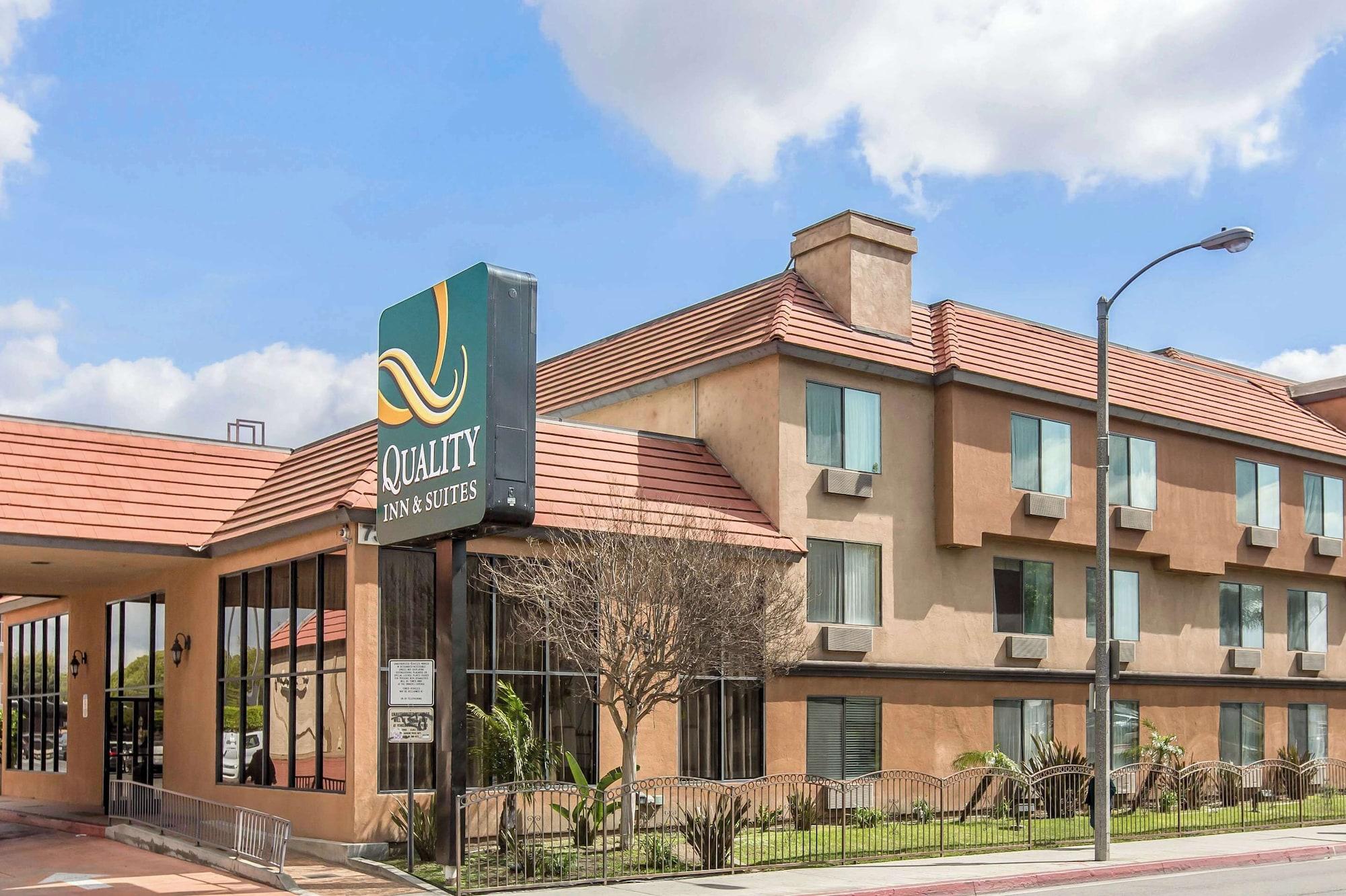 Vista Exterior Quality Inn & Suites Bell Gardens - Los Angeles