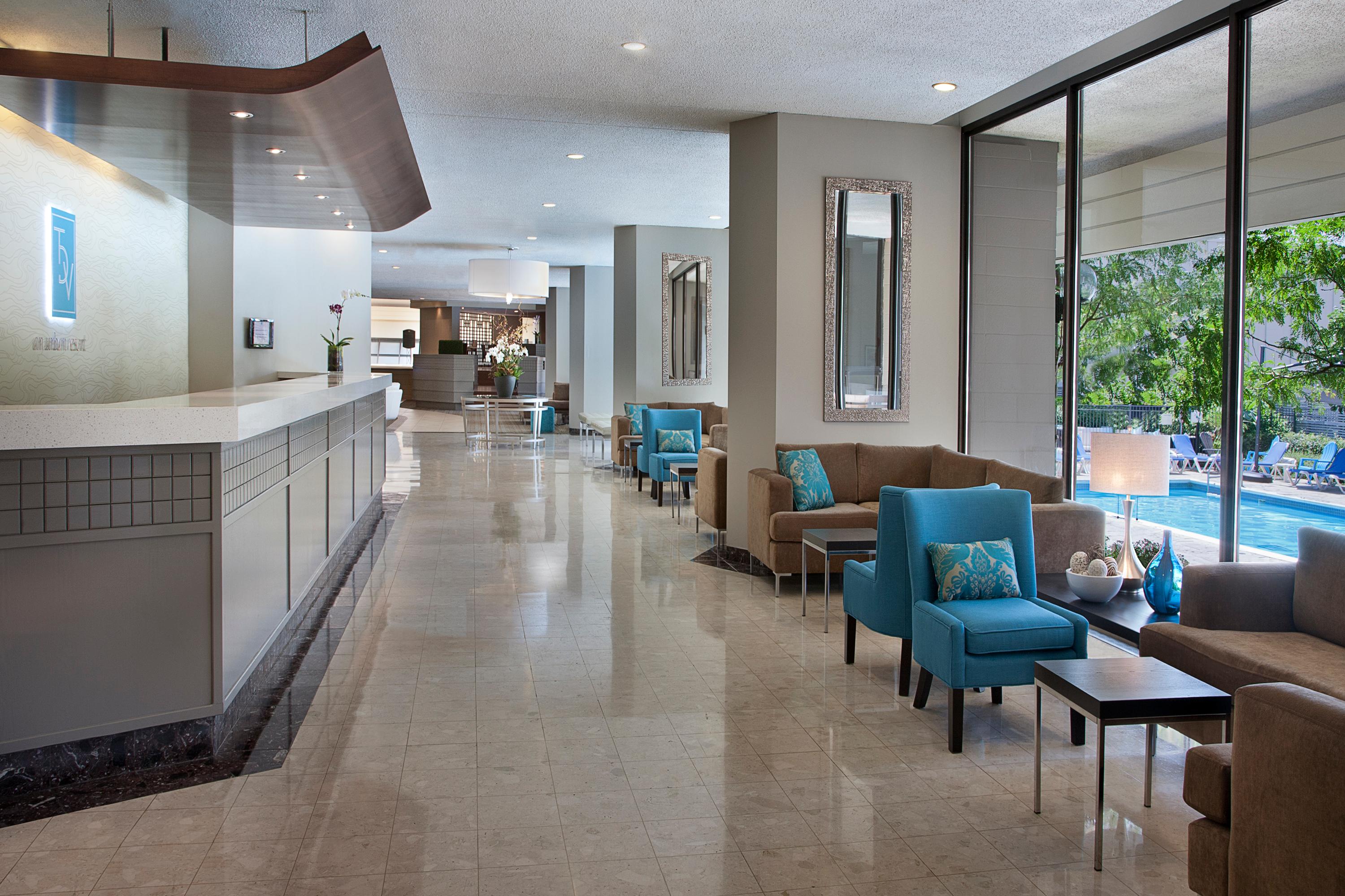 Vista Lobby Toronto Don Valley Hotel & Suites