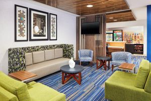 Alojamiento - Holiday Inn Express & Suites Salem by IHG