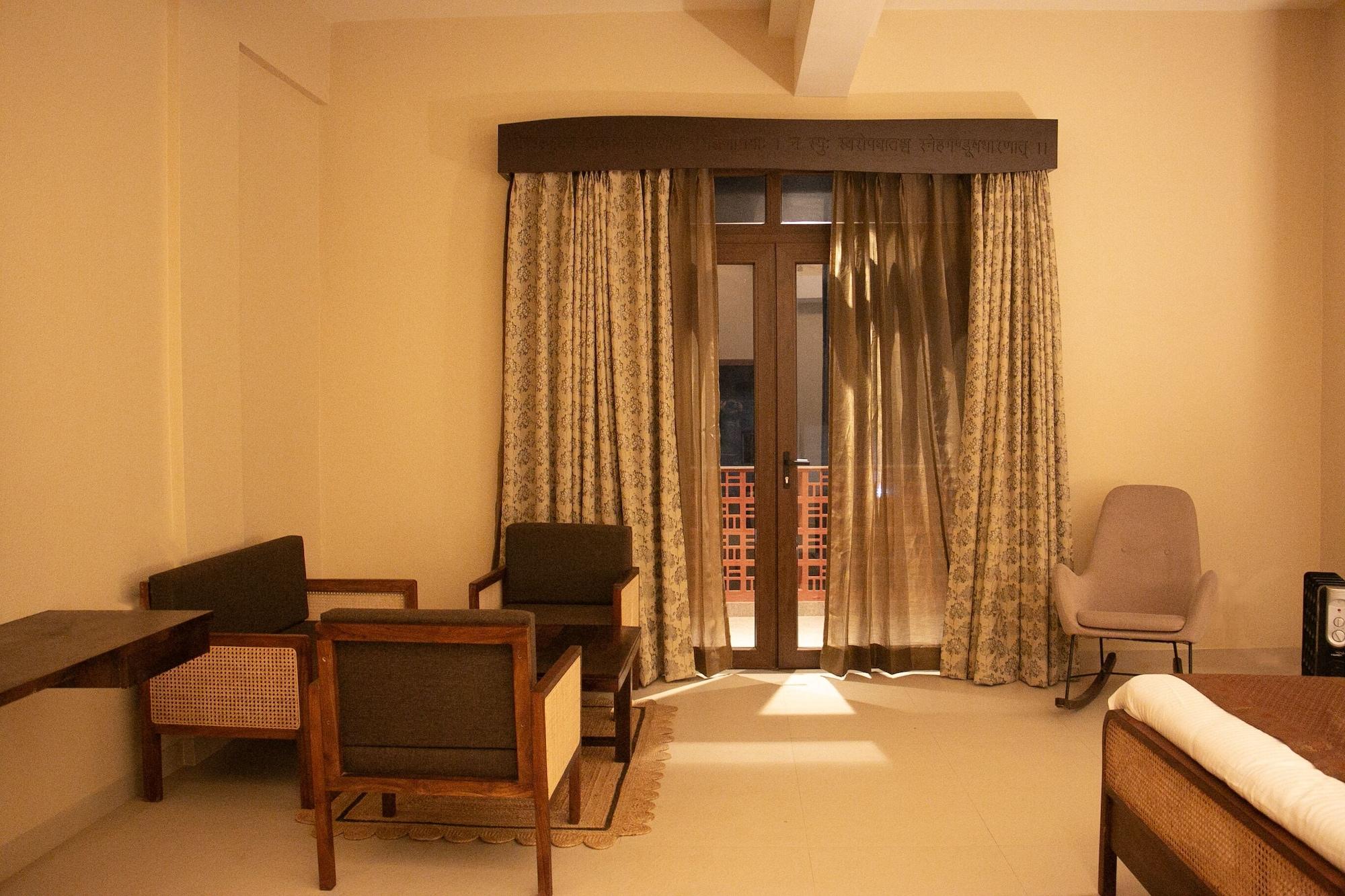 Comodidades del Alojamiento Kashi Anandam Spiritual & Wellness Vedic Village