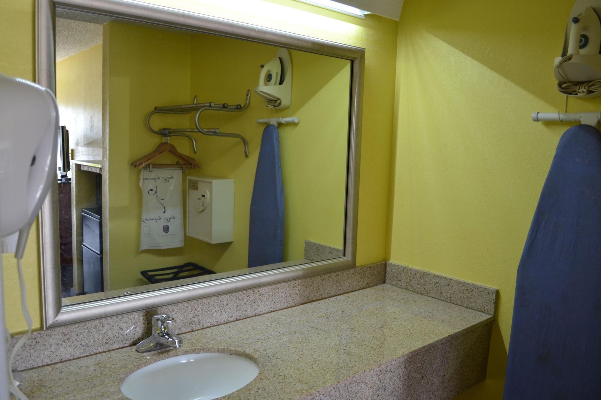 Habitación Econo Lodge Picayune