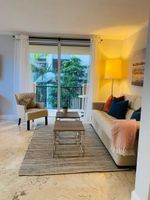 Alquiler Temporario - Cozy 1 Bedroom Unit Located in a Condo/hotel in the Heart of Coconut Grove-free Parking