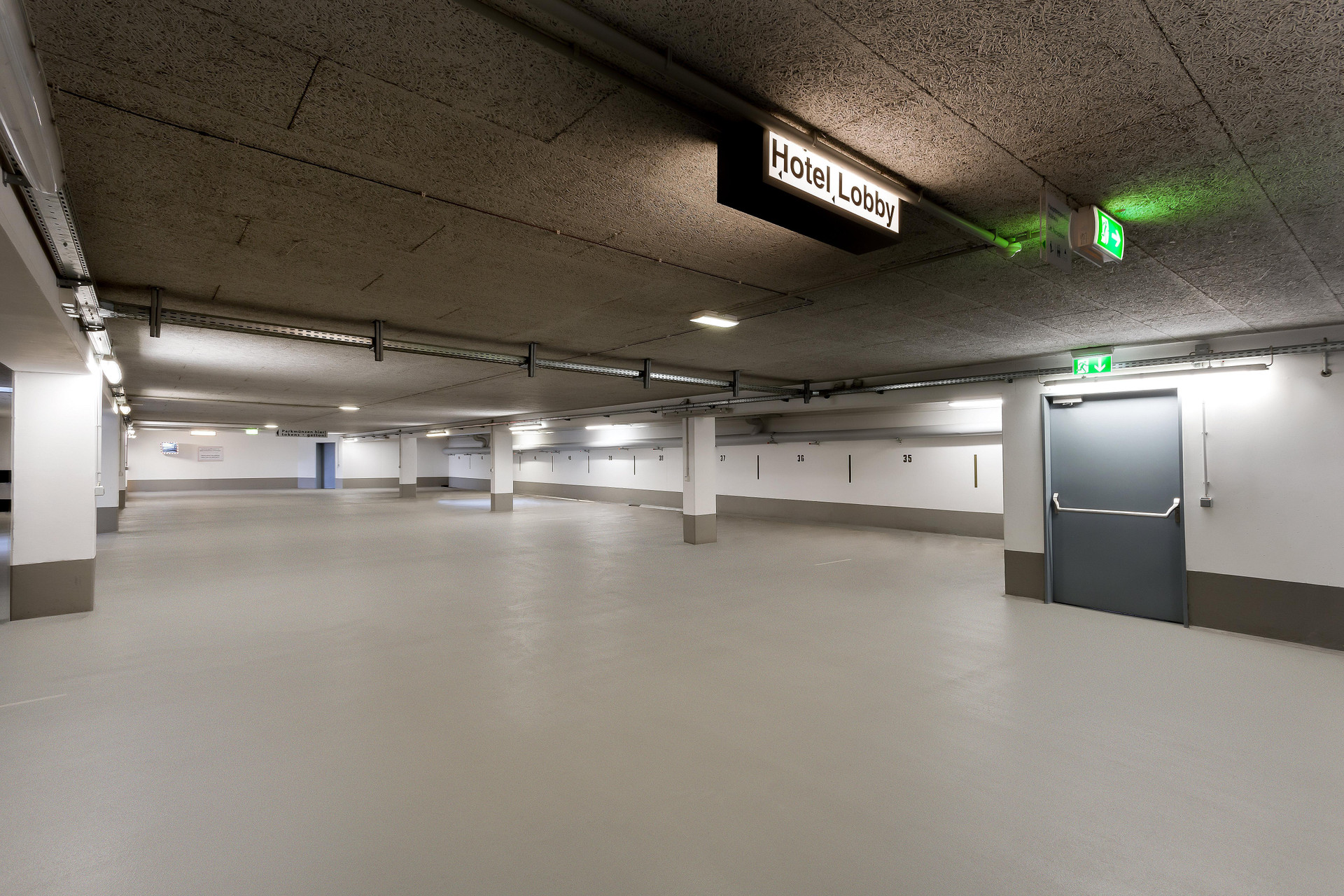 Vista Lobby Holiday Inn Express Nuernberg-Schwabach by IHG