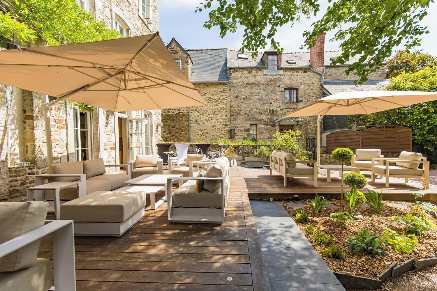 Varios Hôtel Le d'Avaugour