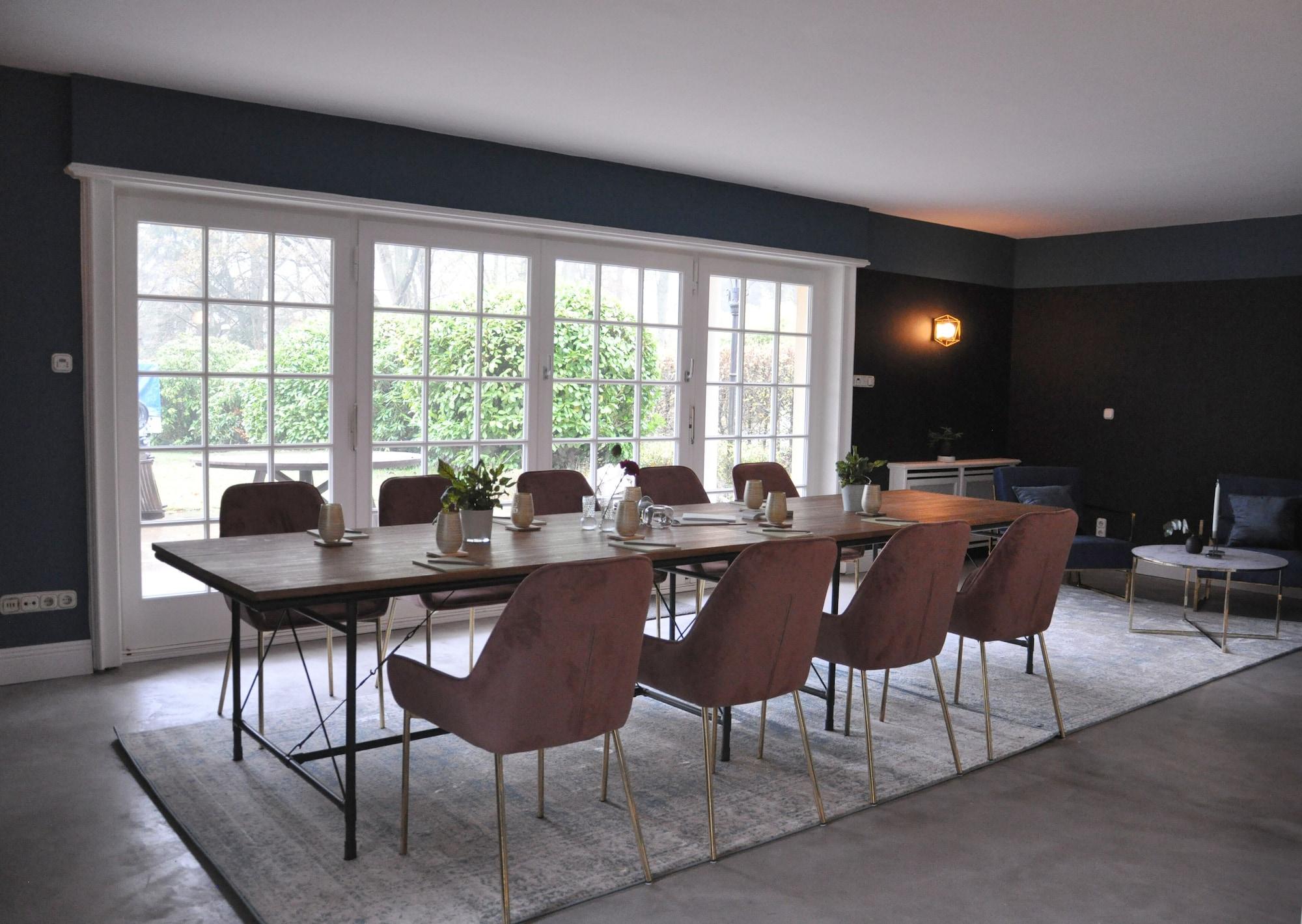 Sala de Reuniones Meinsbur Boutique Hotel