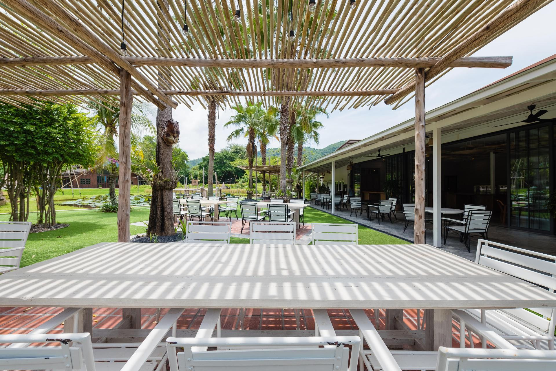 Restaurant Naina Resort & Spa