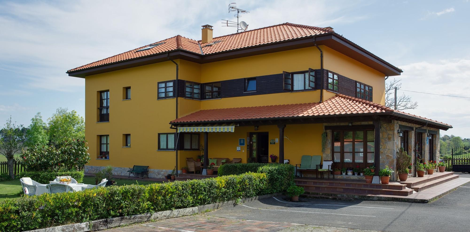 Vista Exterior Camangu