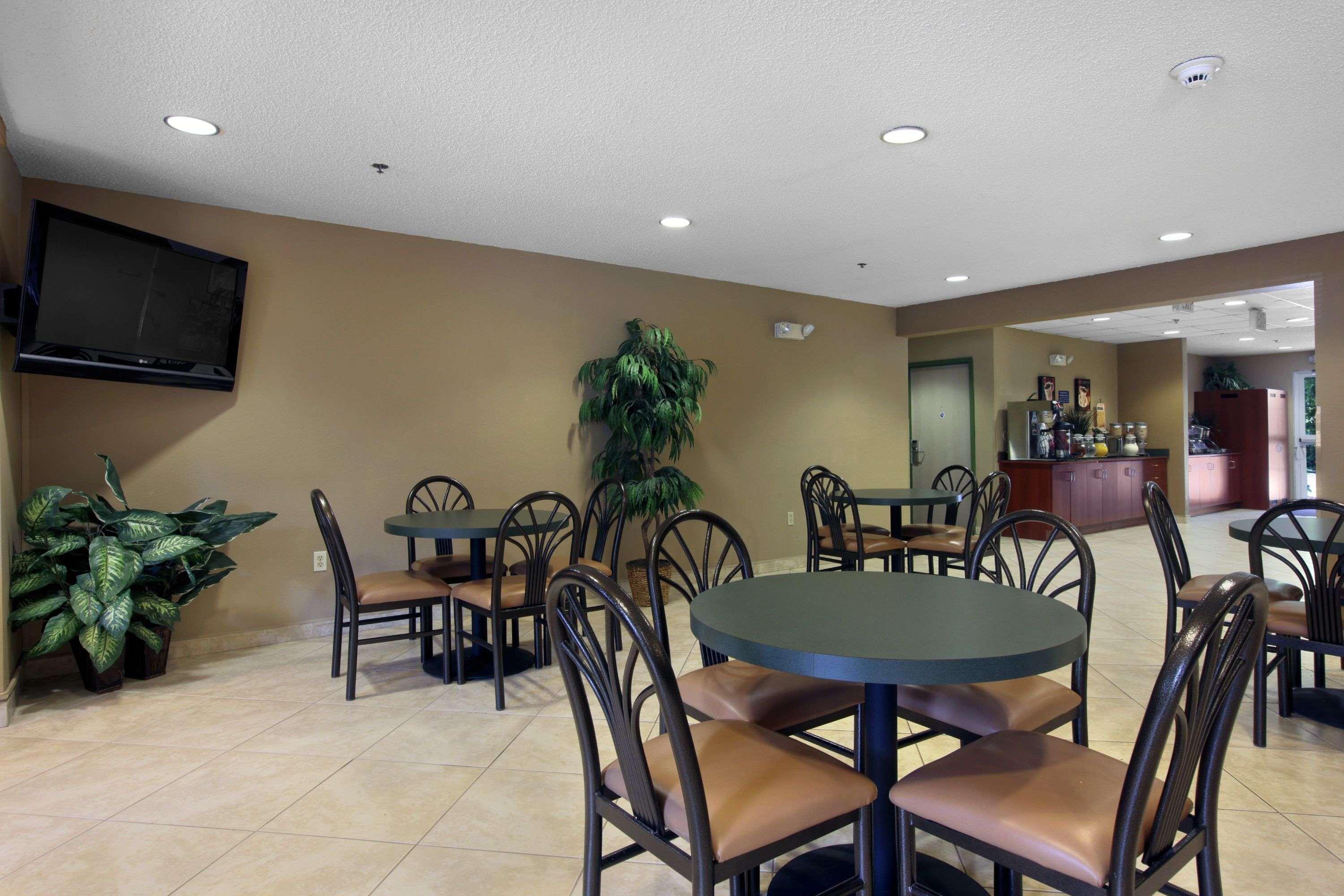 Restaurant Microtel Inn & Suites by Wyndham Palm Coast I-95