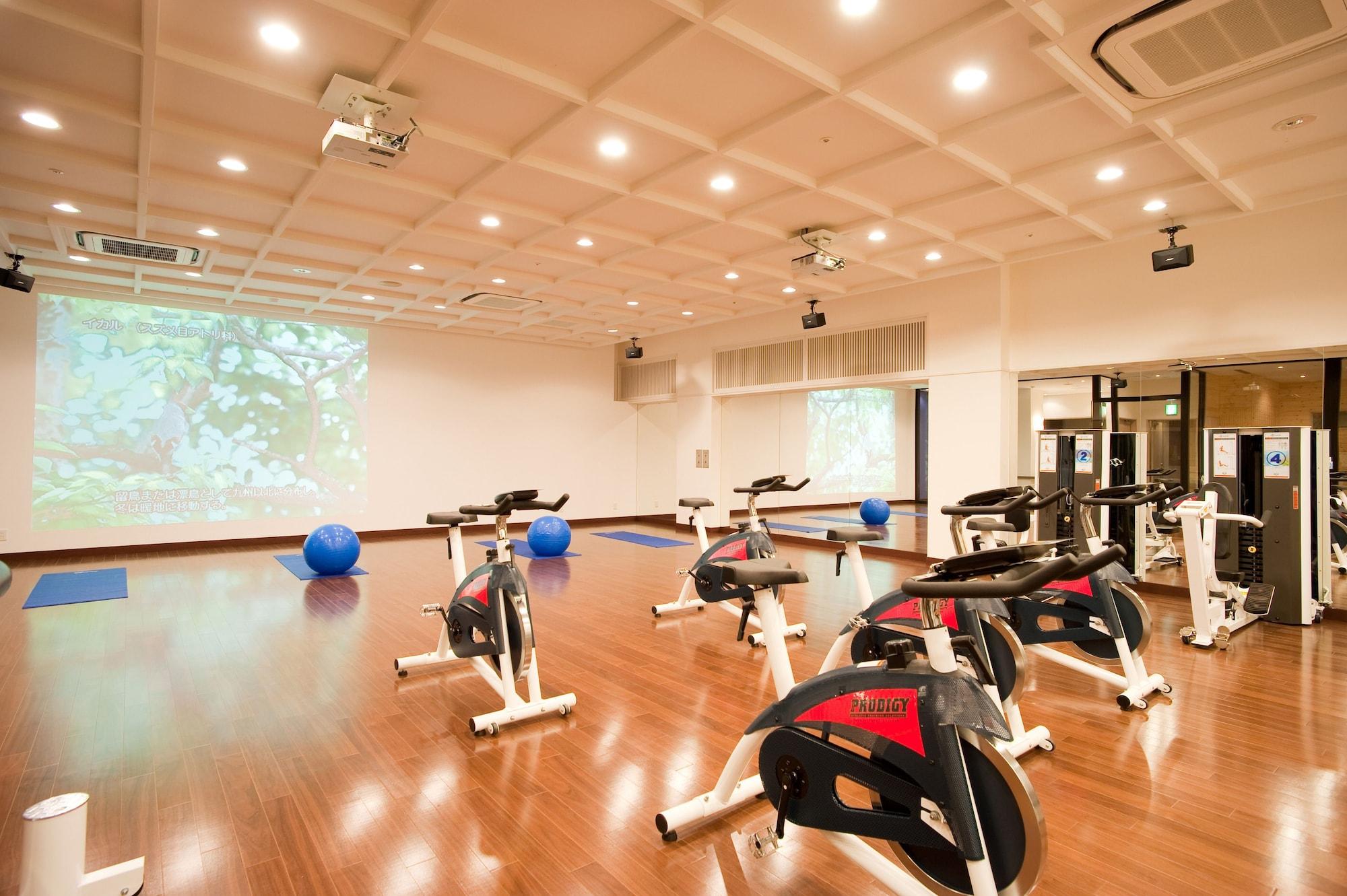 Gimnasio Lake Shikotsu Tsuruga Resort Spa MIZU no UTA