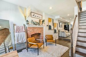 Alquiler Vacacional - Central & Trendy Baltimore Townhome: Pets OK!