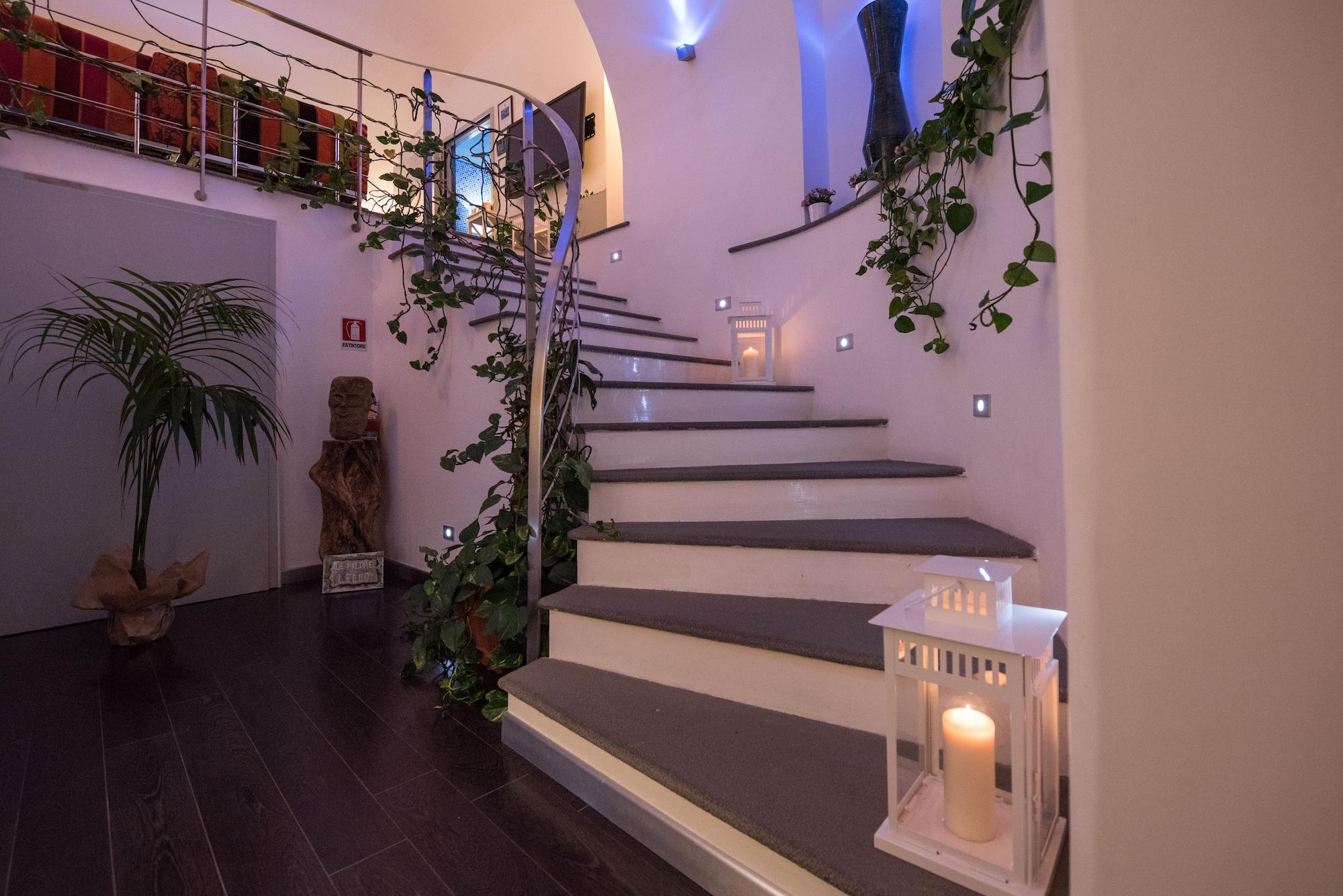 Vista Lobby Palazzo Ferraioli Hotel & Wellness Center
