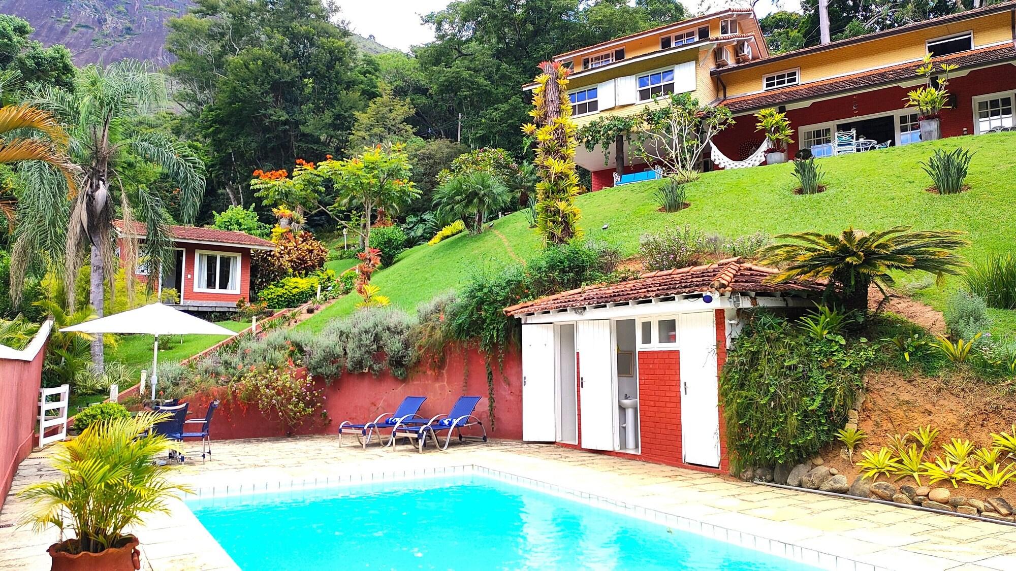 Vista Piscina Su Paradise Villa Chalés e Suítes