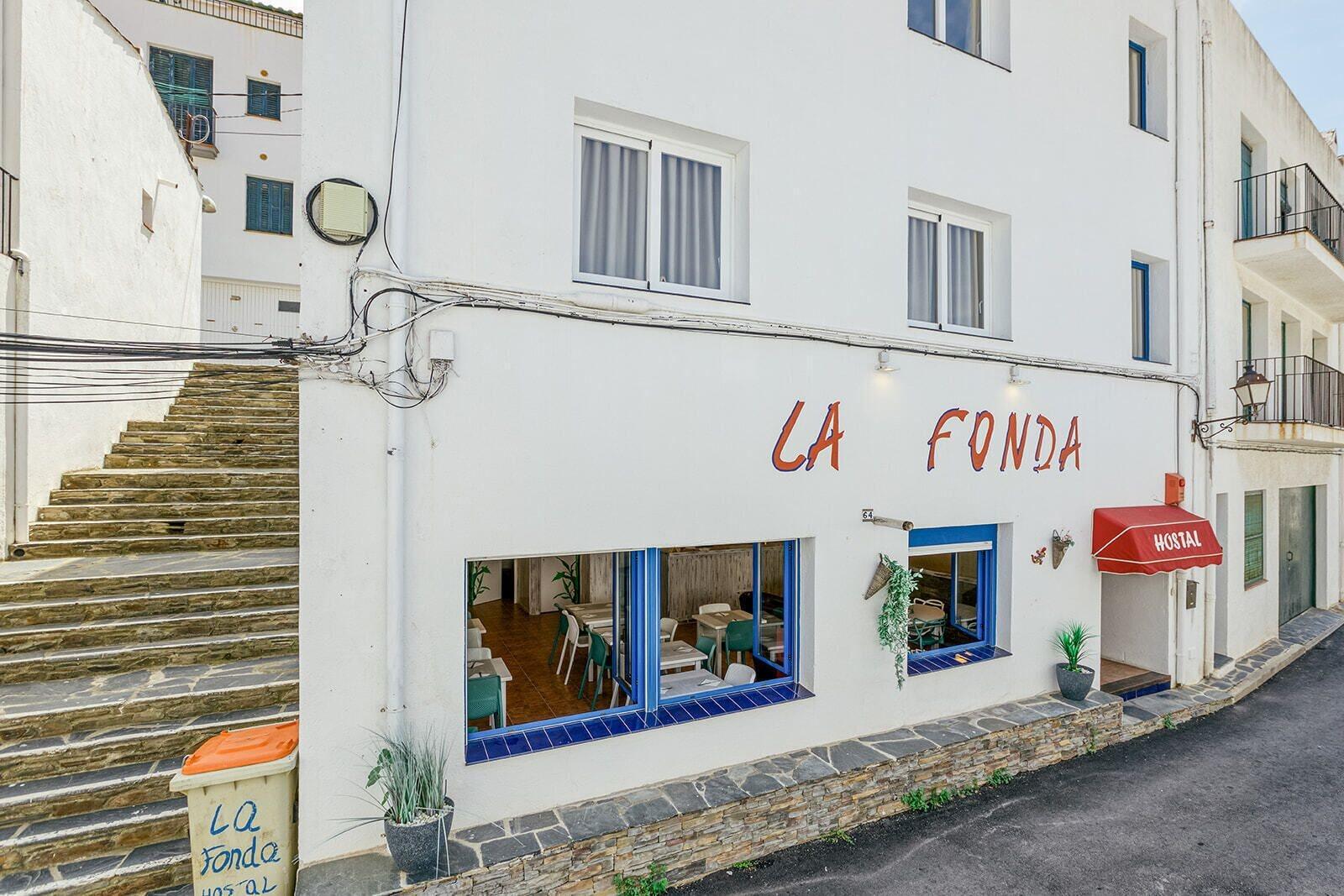 Vista Exterior Hostal La Fonda