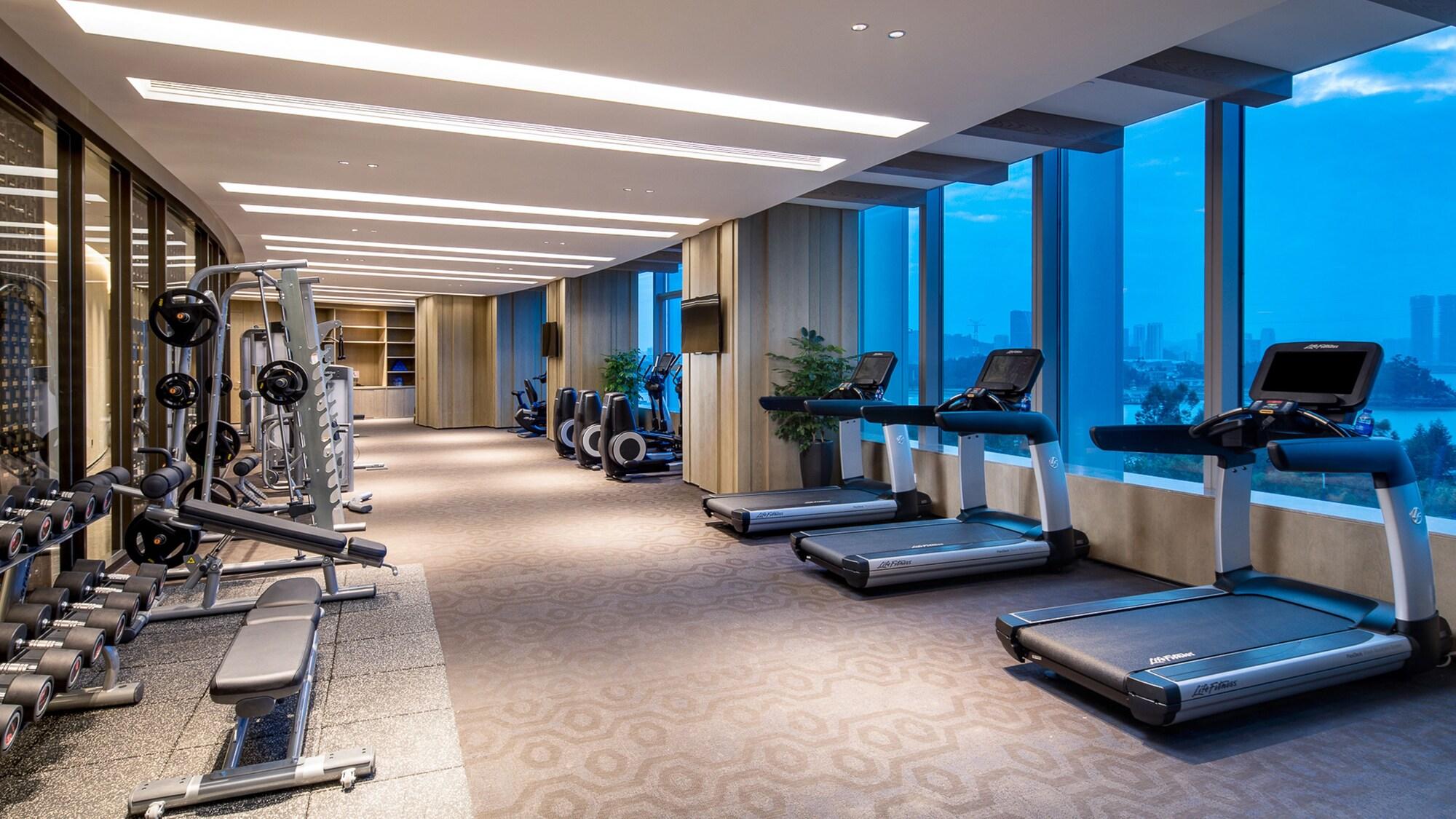Gimnasio HUALUXE Xiamen Haicang Harbour View by IHG