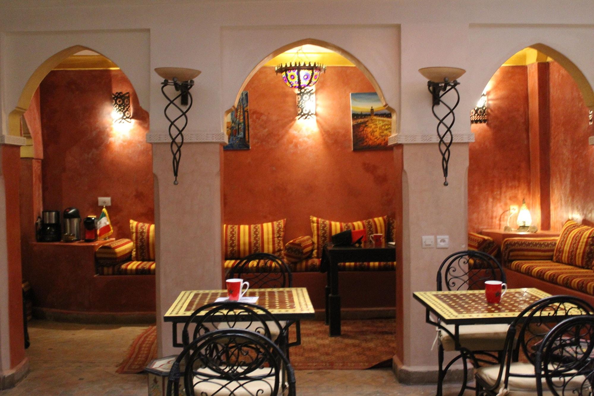 Bar/Salón Riad Mboja Chez Ali Baba