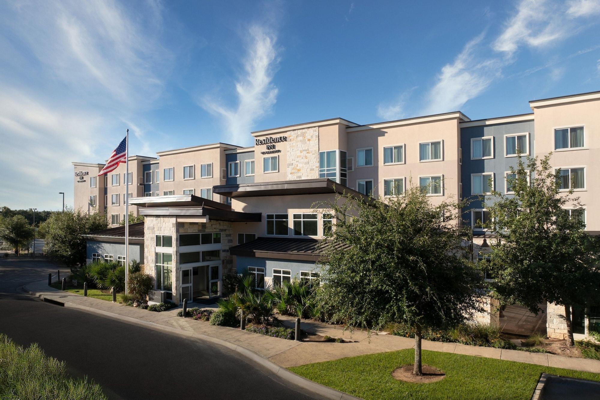 Vista Exterior Residence Inn Austin Lake Travis/River Place