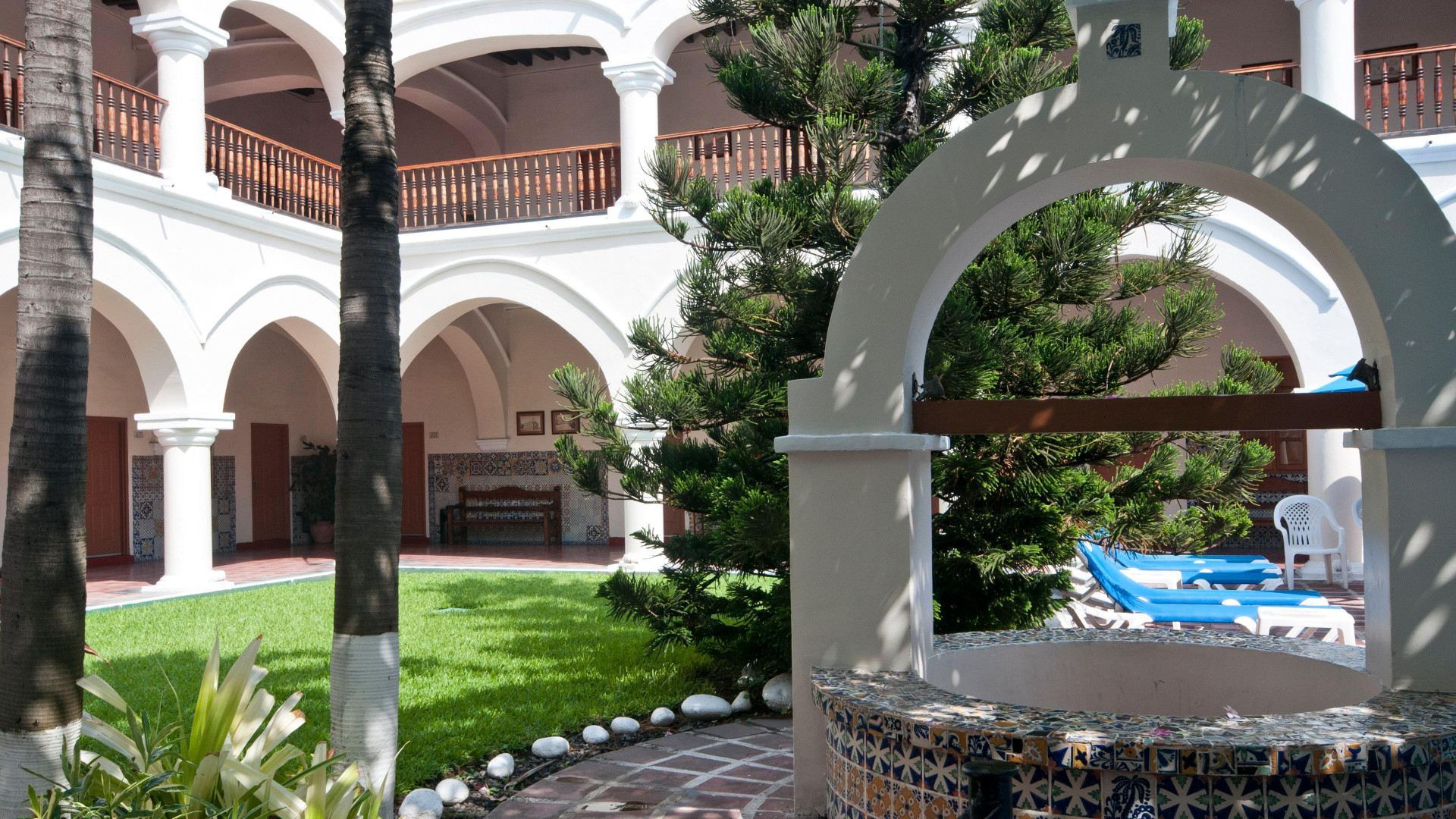 Vista Exterior Holiday Inn Centro Historico by IHG