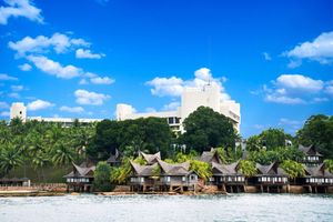 Alojamiento - Batam View Beach Resort