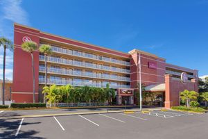 Alojamiento - Ramada by Wyndham Tampa Westshore Airport South