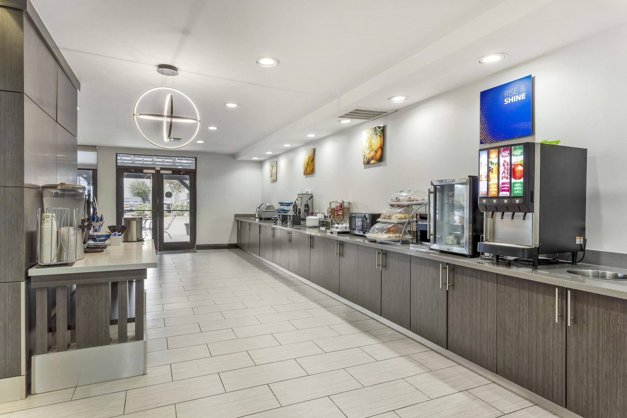 Restaurant Comfort Inn & Suites Irving Las Colinas DFW