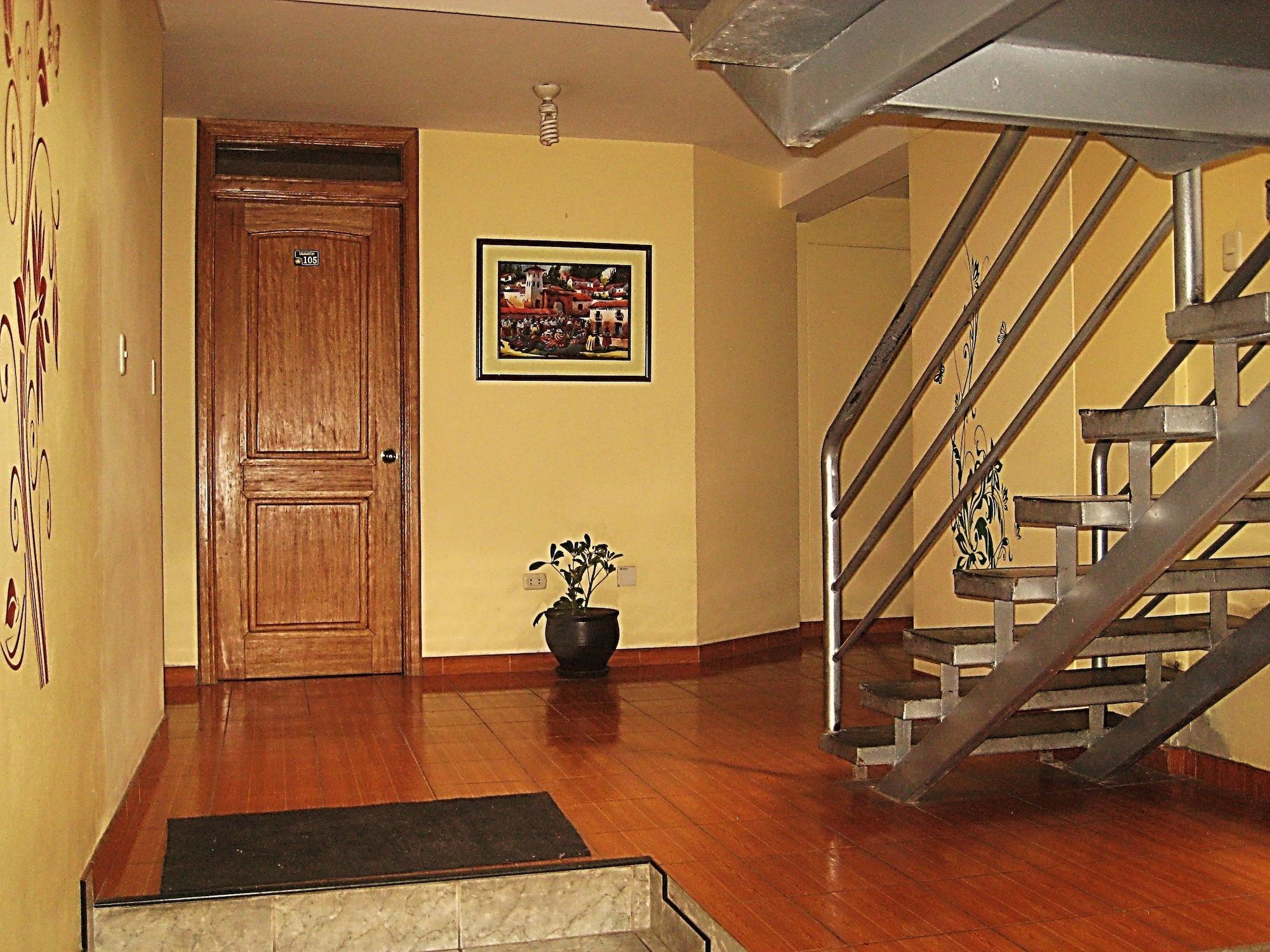Varios Hostal Tayta Wasi