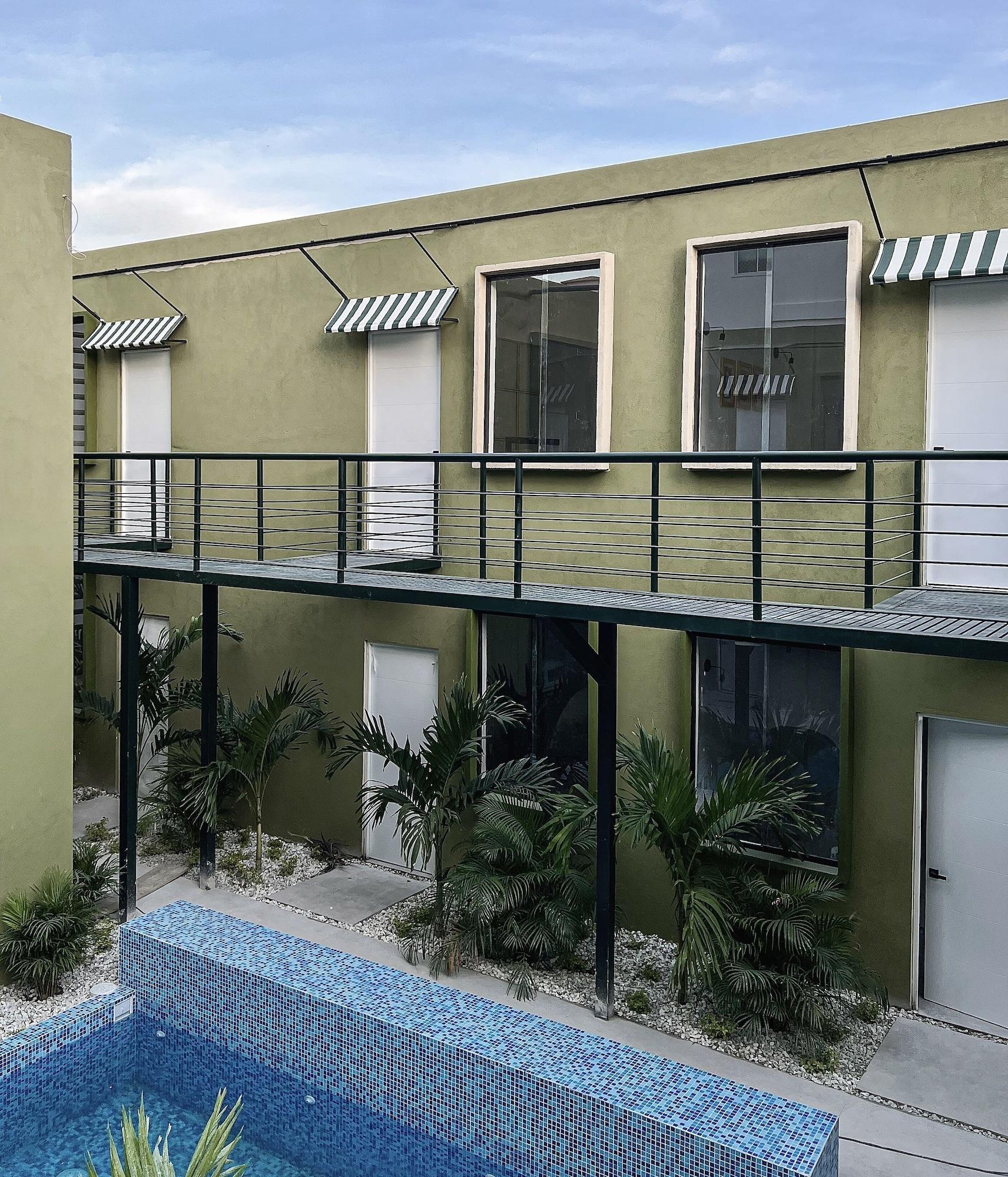 Vista Exterior Hotel Oasis Tropical