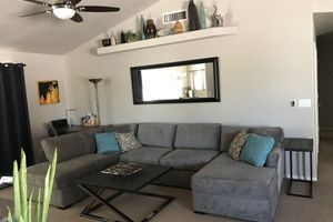 Alquiler Vacacional - Walk to Cardinal's Stadium, Outlets, Westgate & Near Spring Training Fields