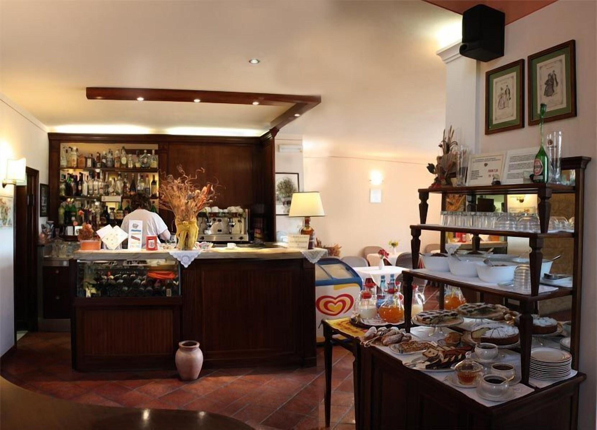 Bar/Salón Le Volpaie