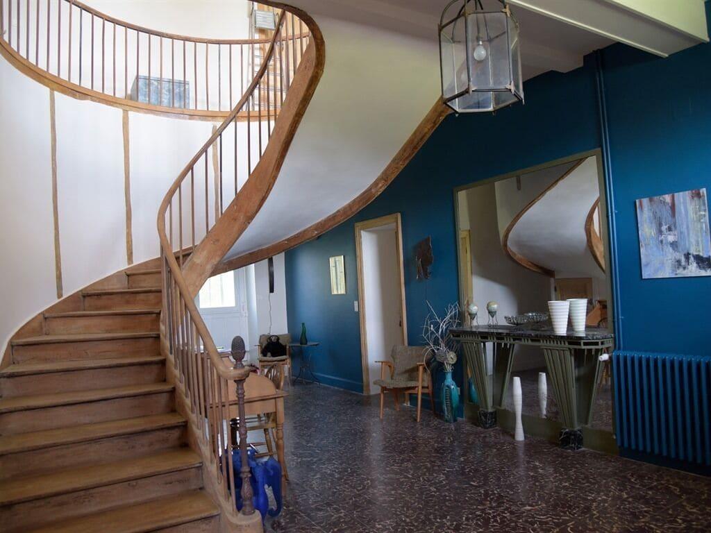 Vista Lobby Villa Marambat