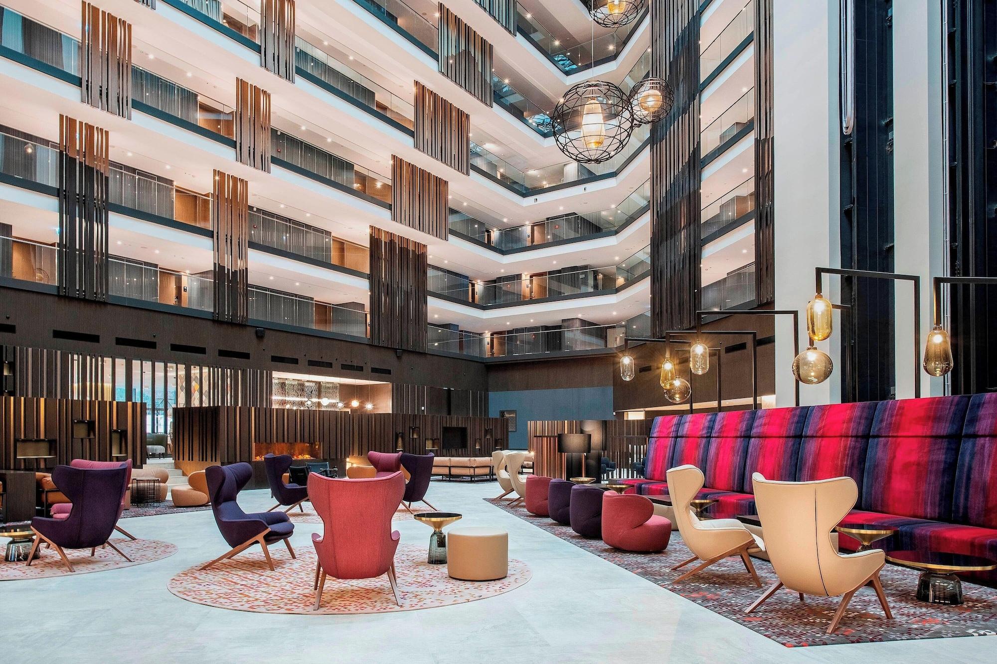 Vista Lobby Sheraton Grand Tbilisi Metechi Palace