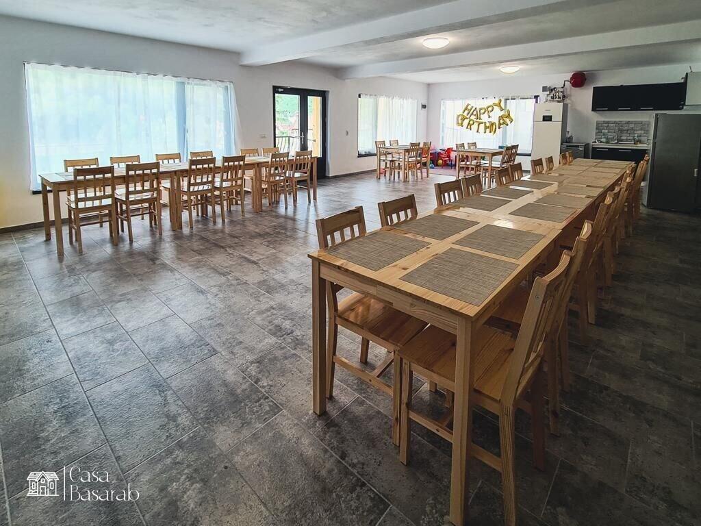 Sala de Reuniones VILA CASA BASARAB