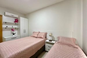 Alquiler Vacacional - 3 bedroom apartment close to the sea, next to Bassani square.