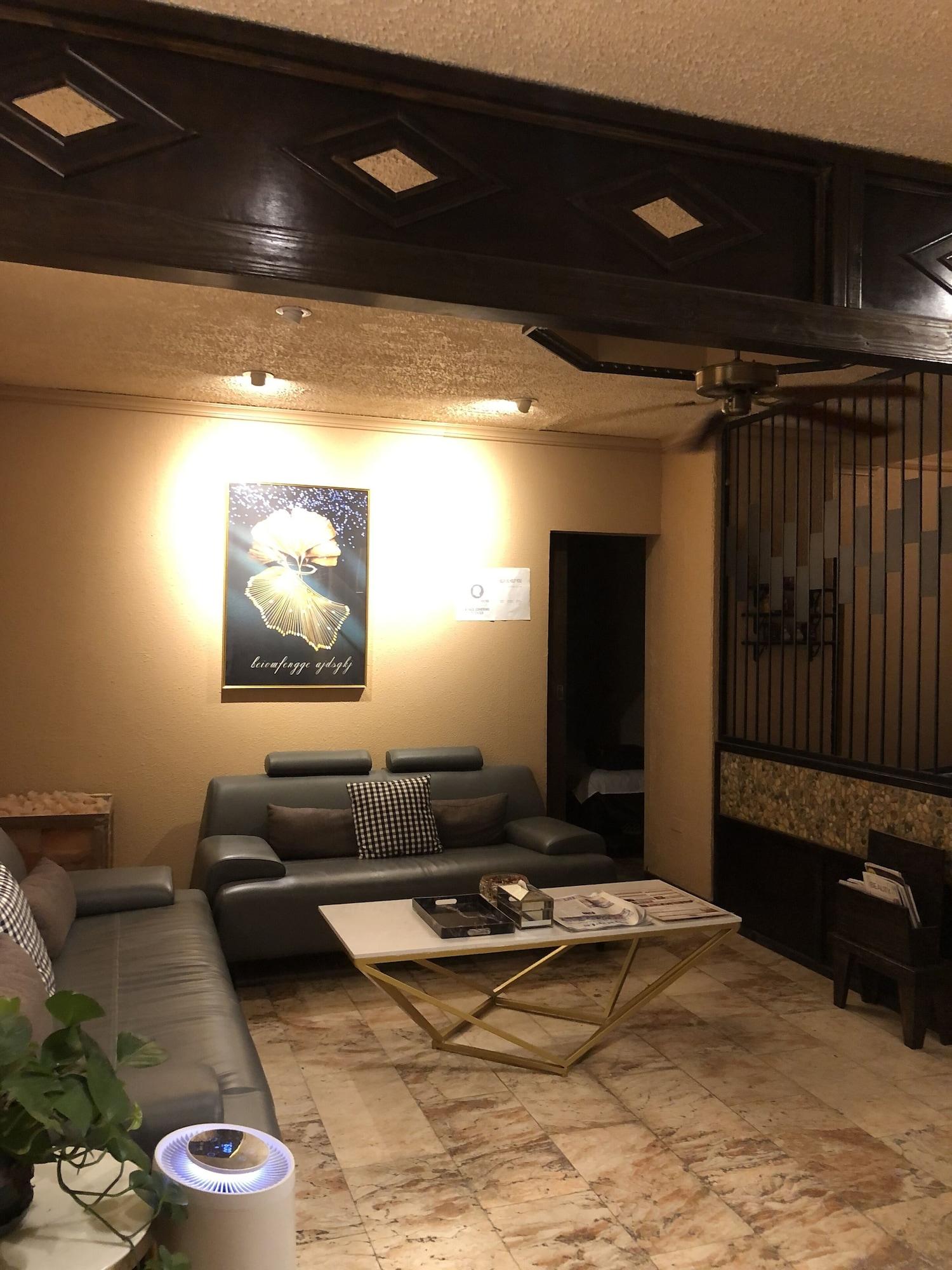 Spa Holiday Saipan Hotel