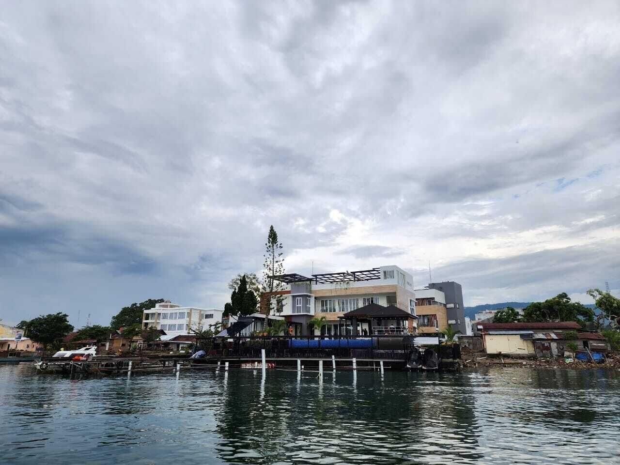 Vista Exterior PURNAMA BALIGE HOTEL