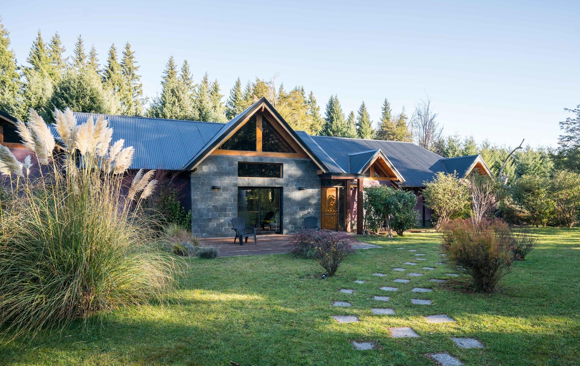 Vista Exterior Arcanos Casa de Montaña